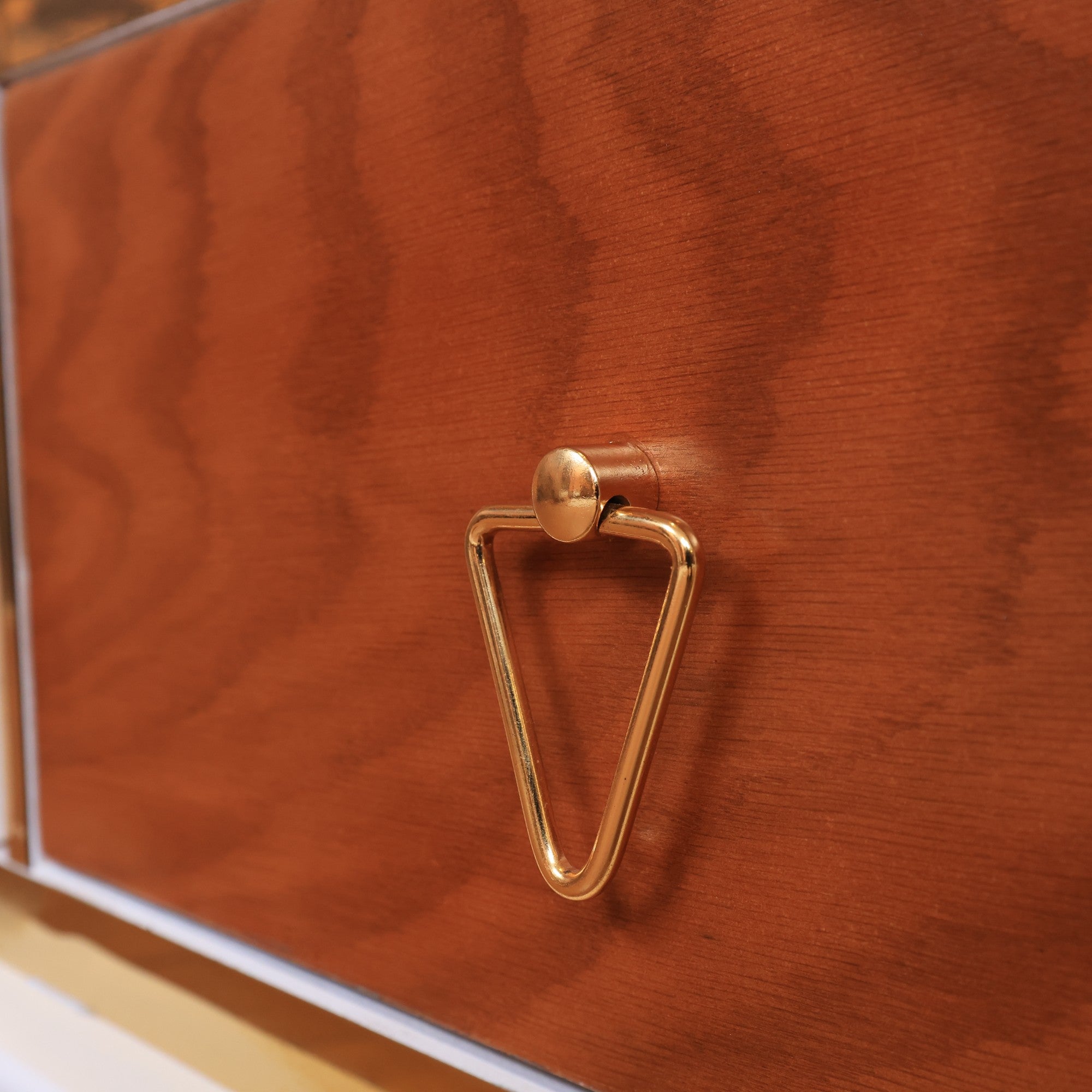 ترابيزة تليفزيون 146