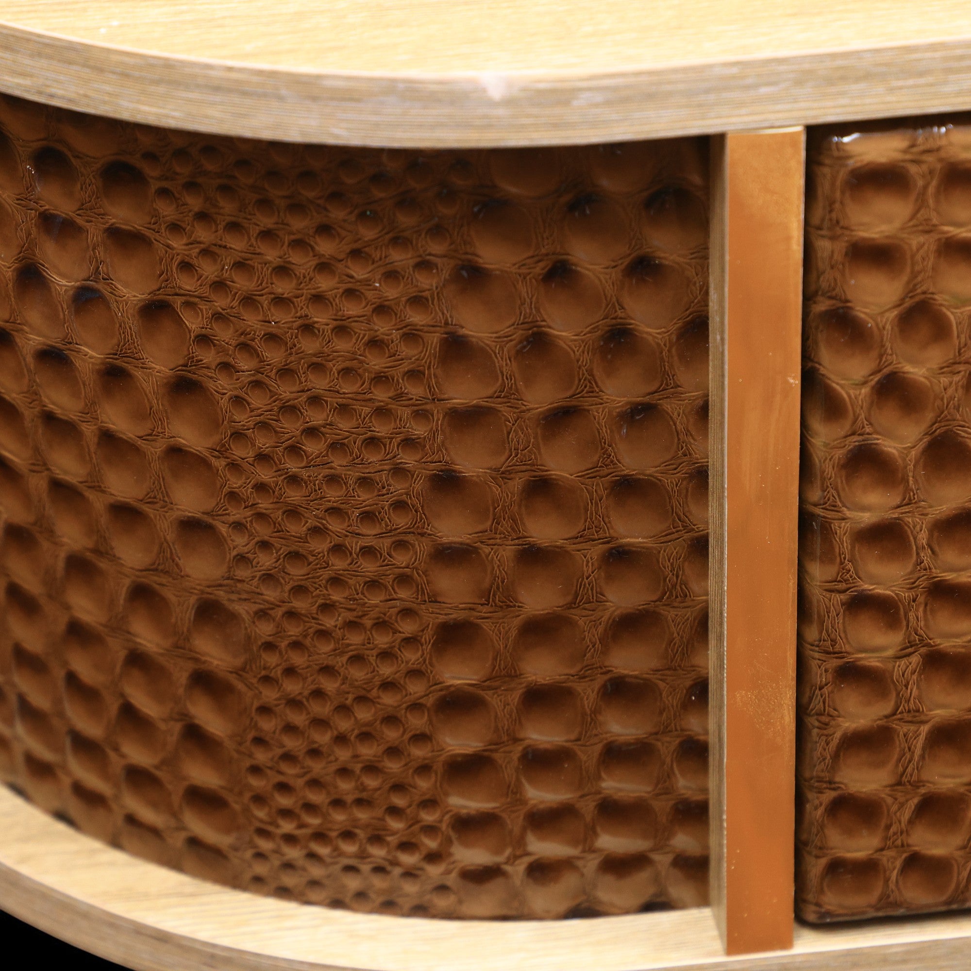 ترابيزة تليفزيون 185