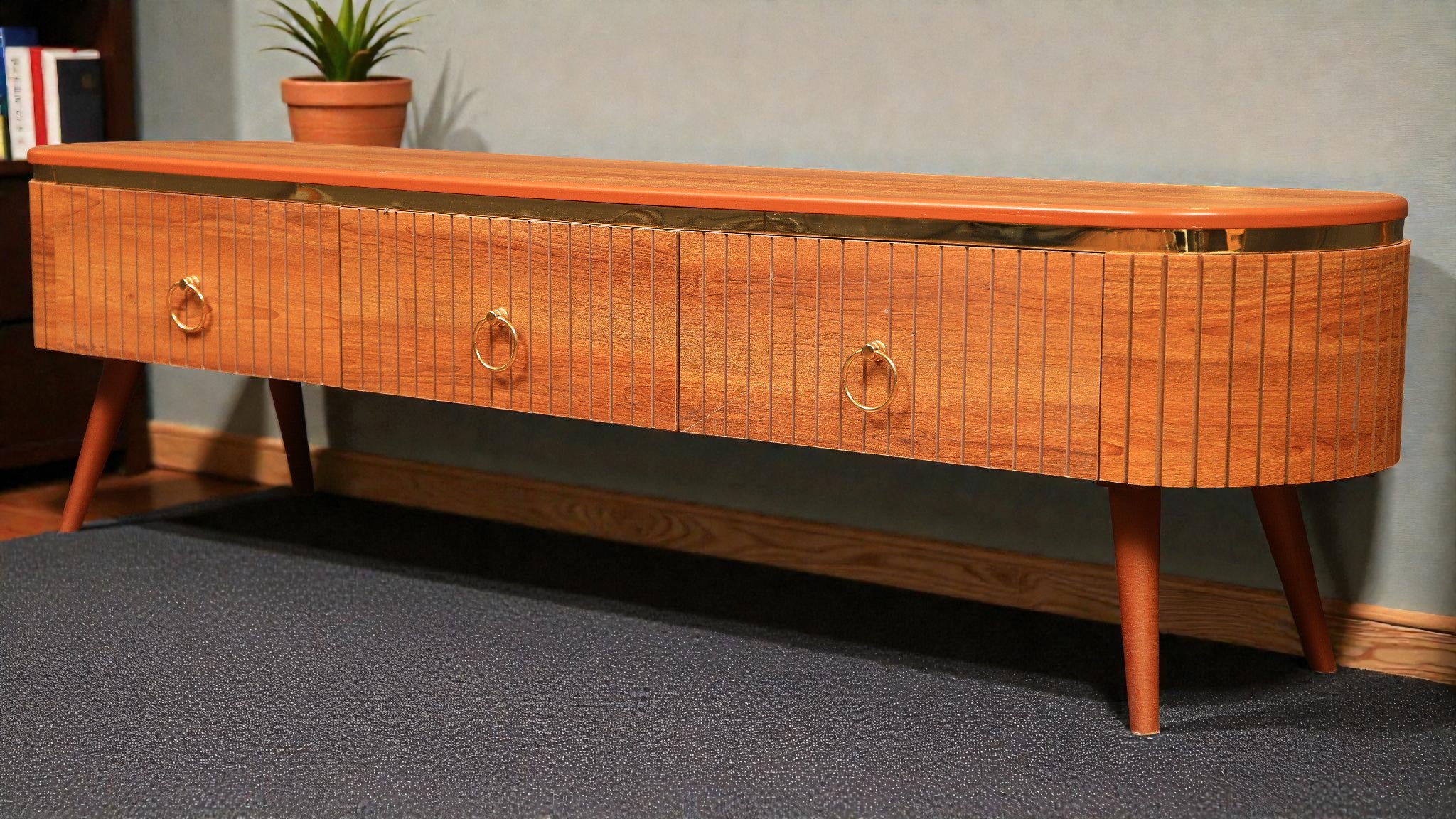 ترابيزة تليفزيون 204