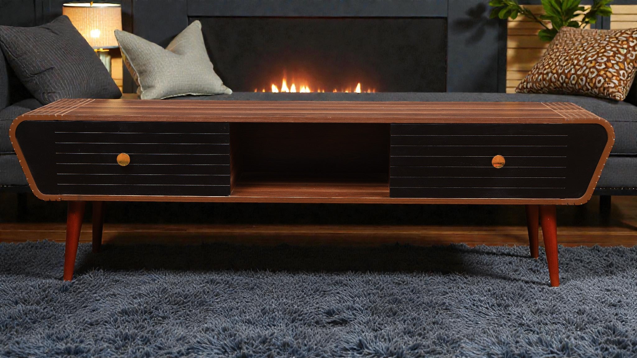 ترابيزة تليفزيون 205