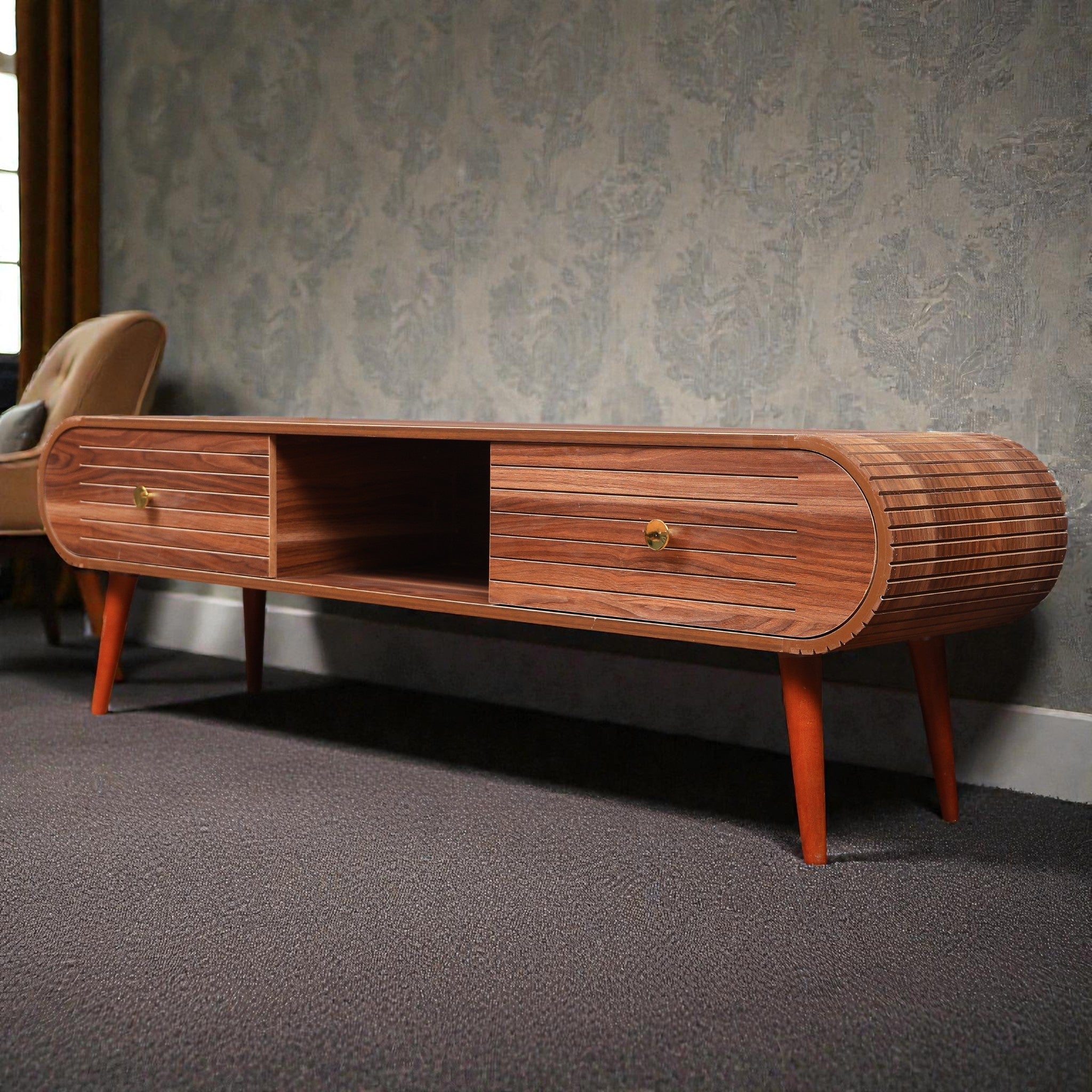 ترابيزة تليفزيون 206