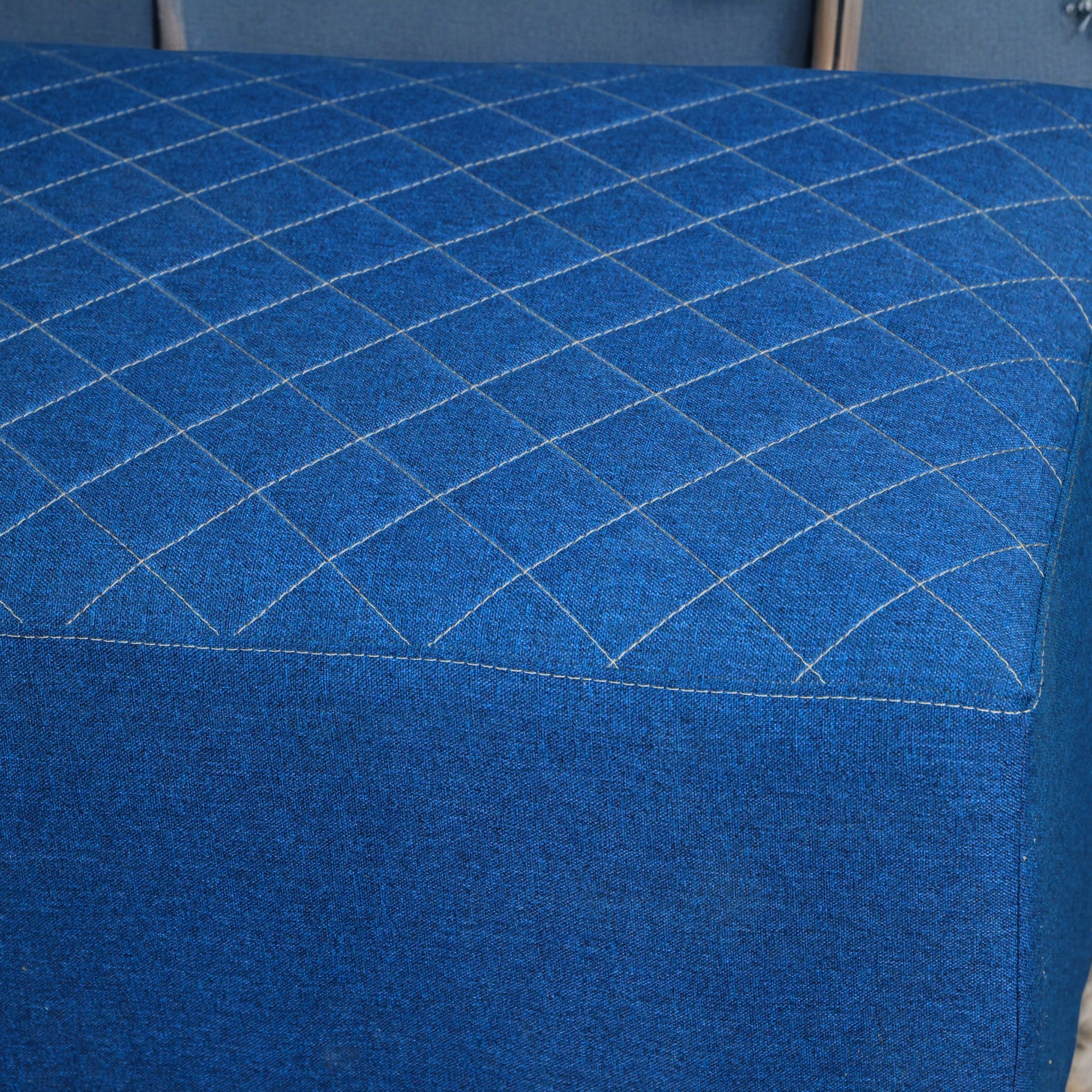 ركنة سرير وسحارة 247