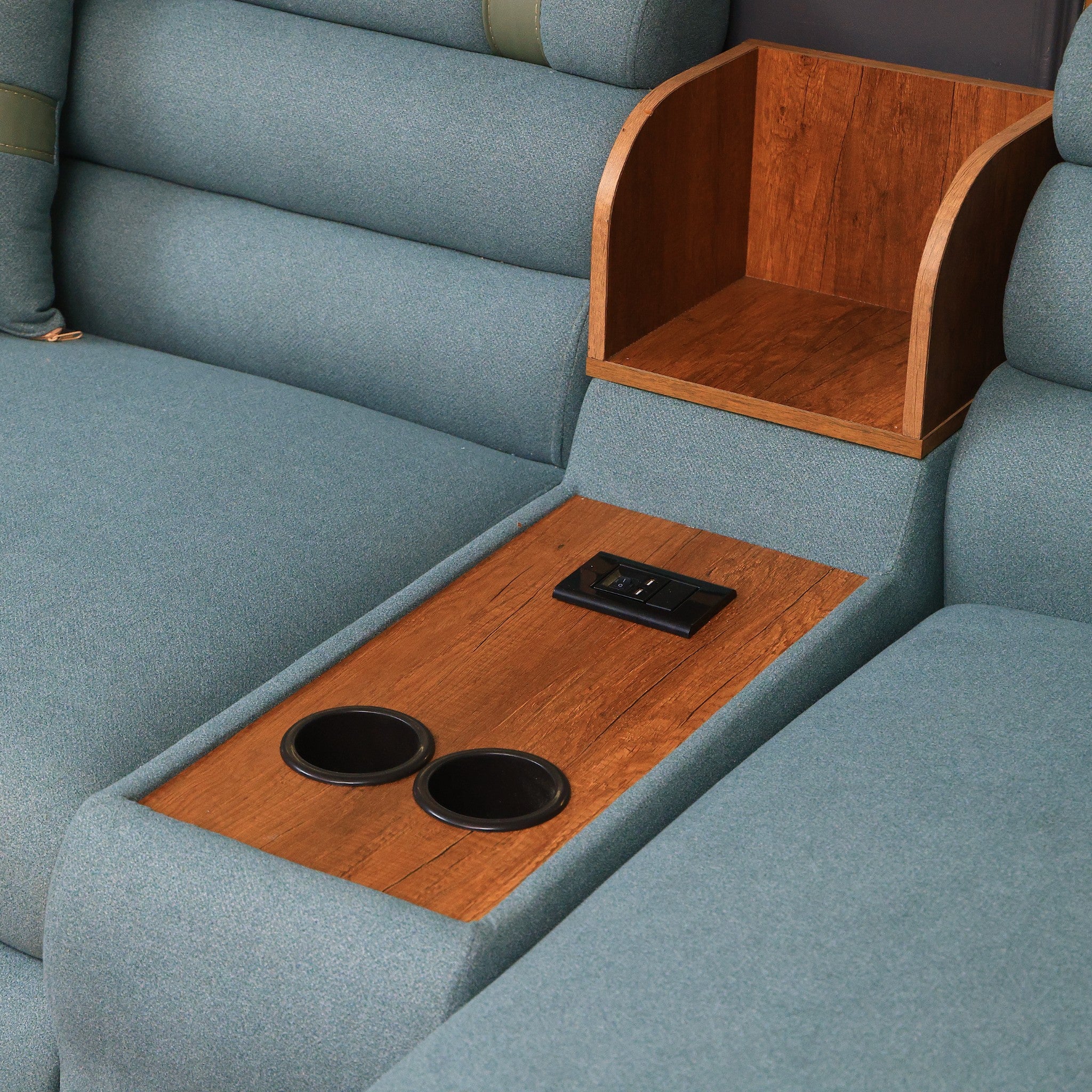 T332 ركنة سرير و سحارة