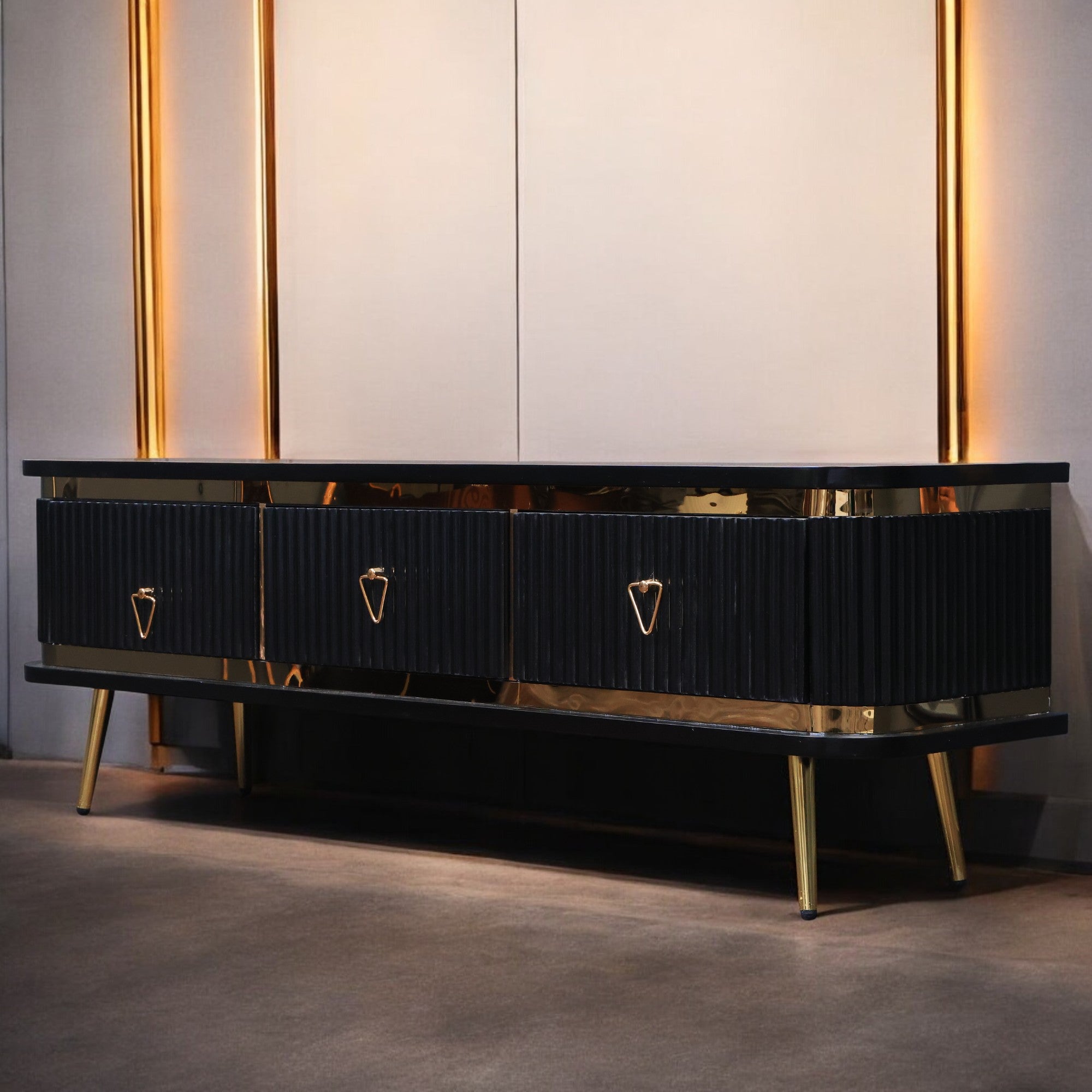 ترابيزة تليفزيون 167