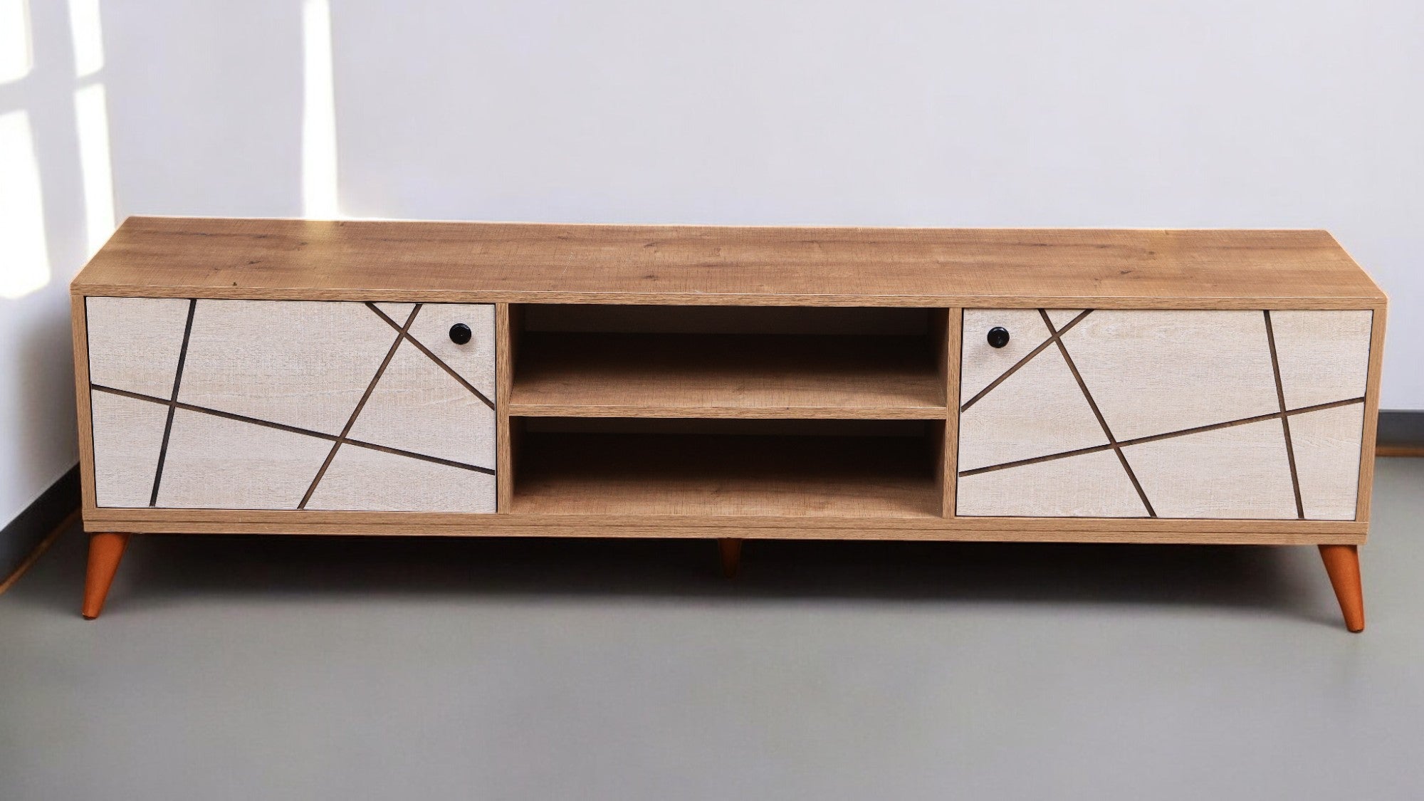 ترابيزة تليفزيون 192