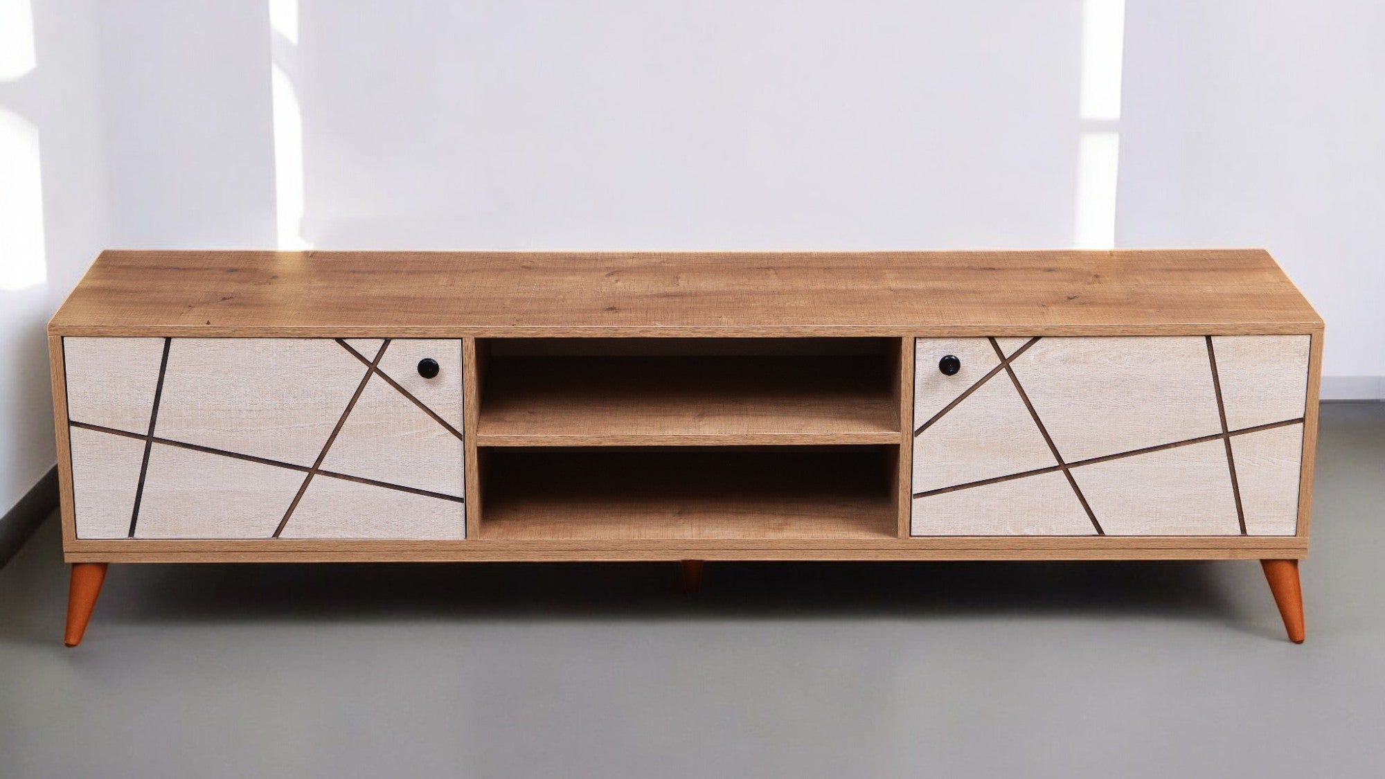 ترابيزة تليفزيون 192