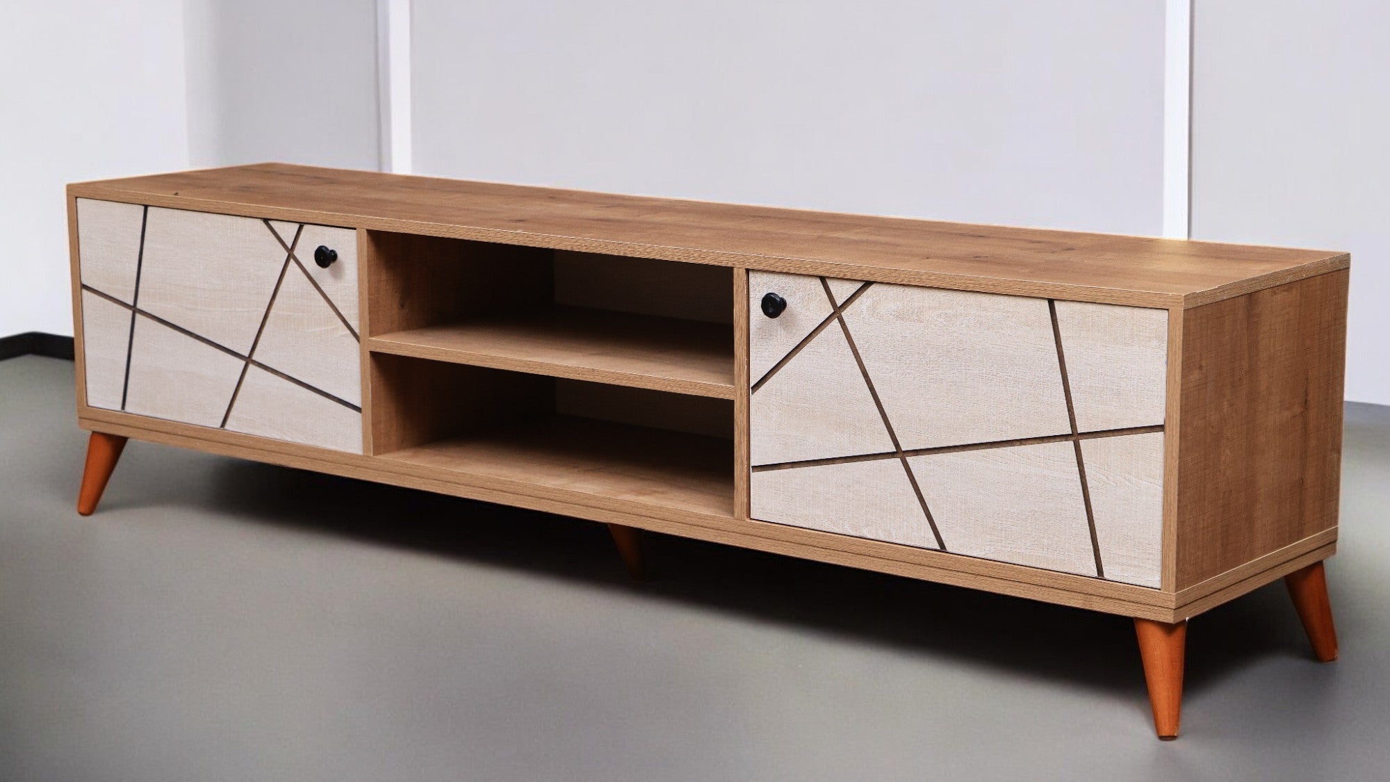 ترابيزة تليفزيون 192