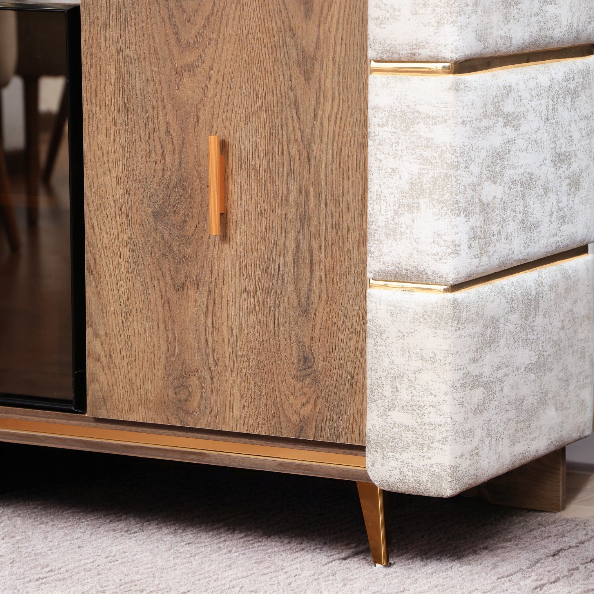 غرفة سفرة 421