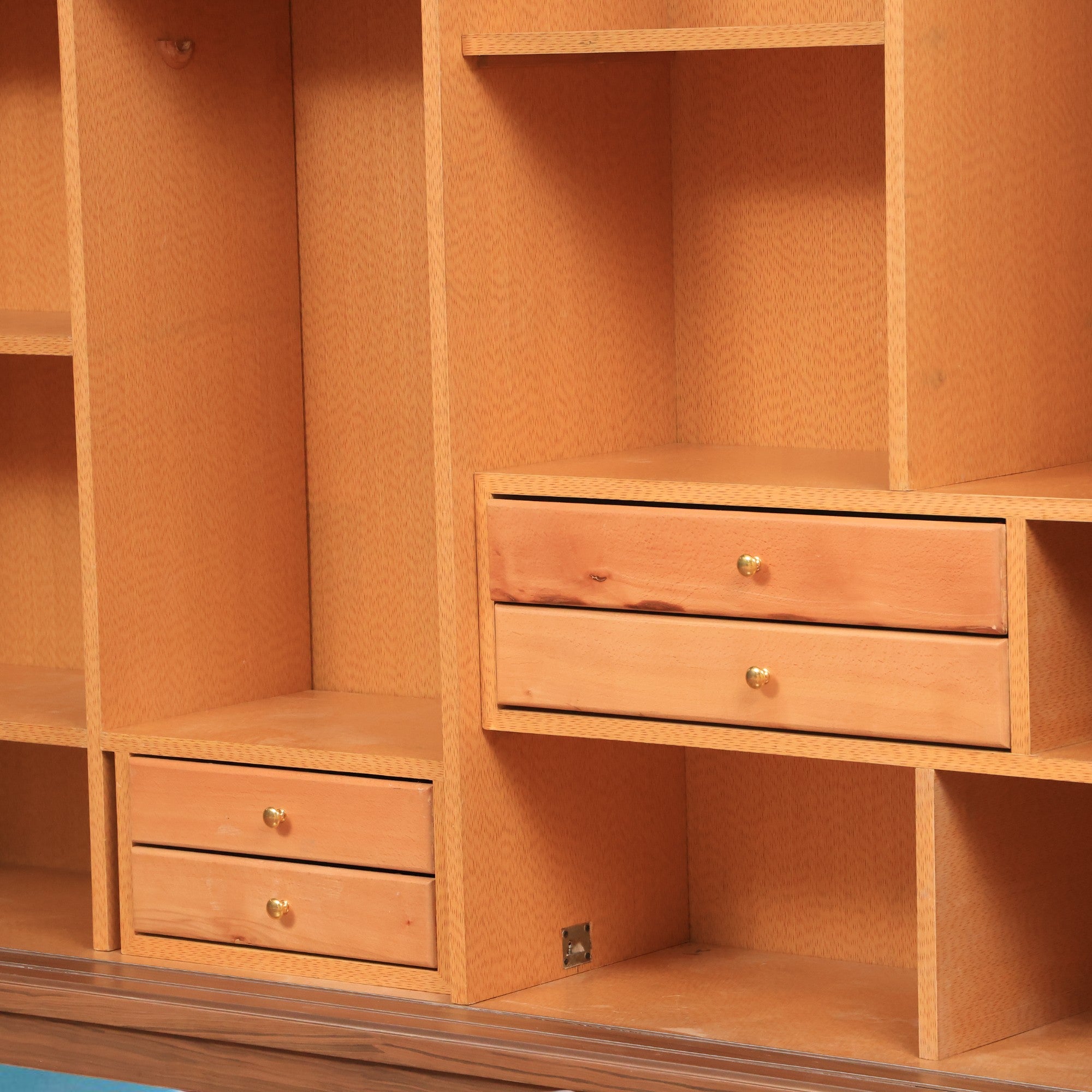 دولاب ماستر 322