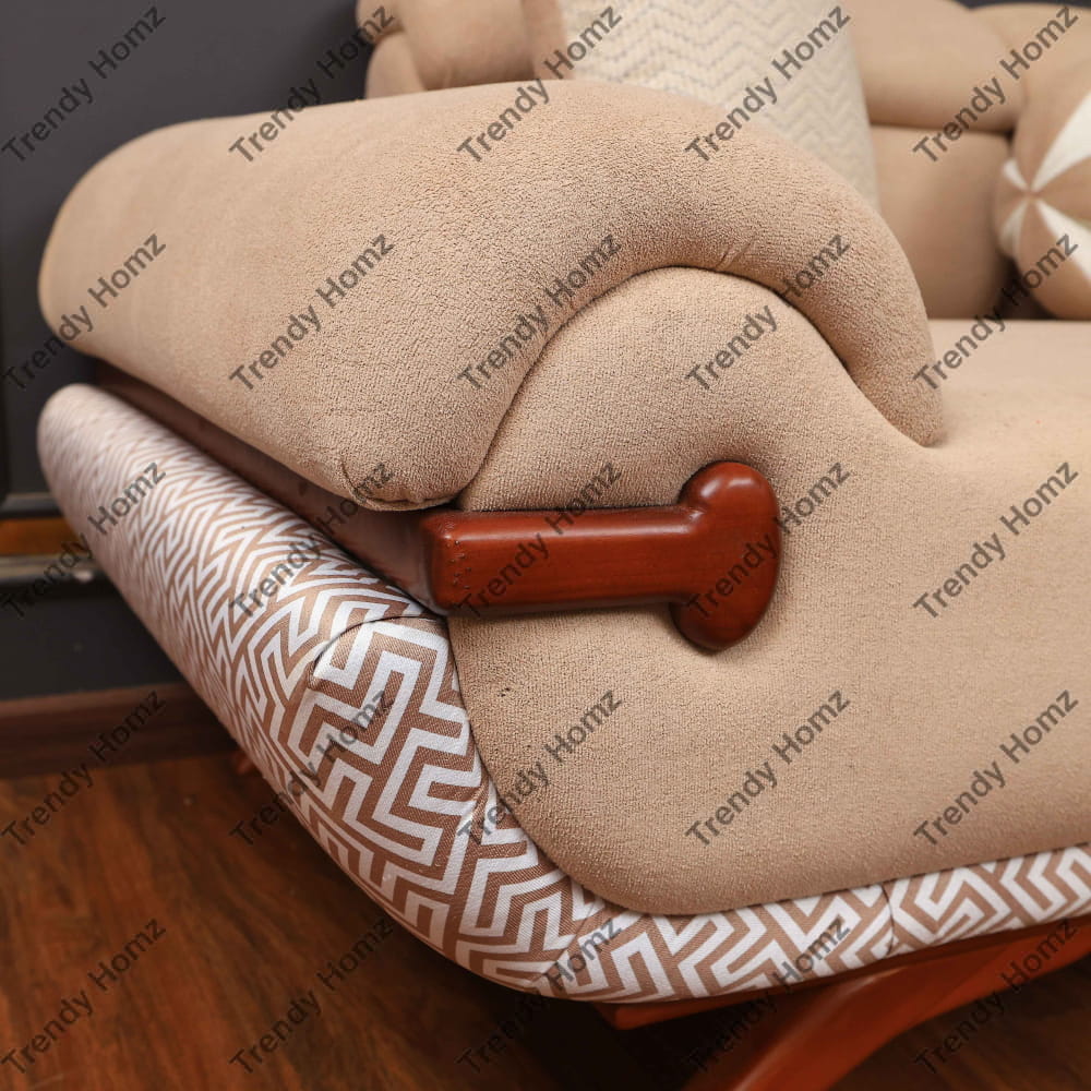 انترية 748