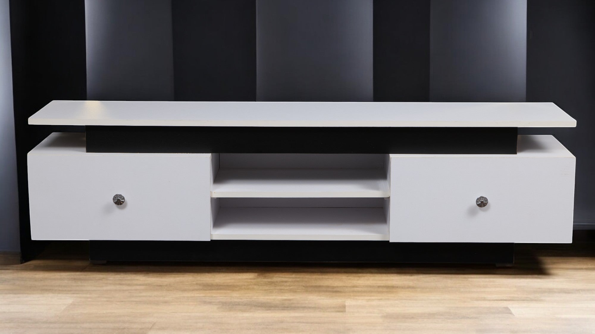 ترابيزة تليفزيون 161