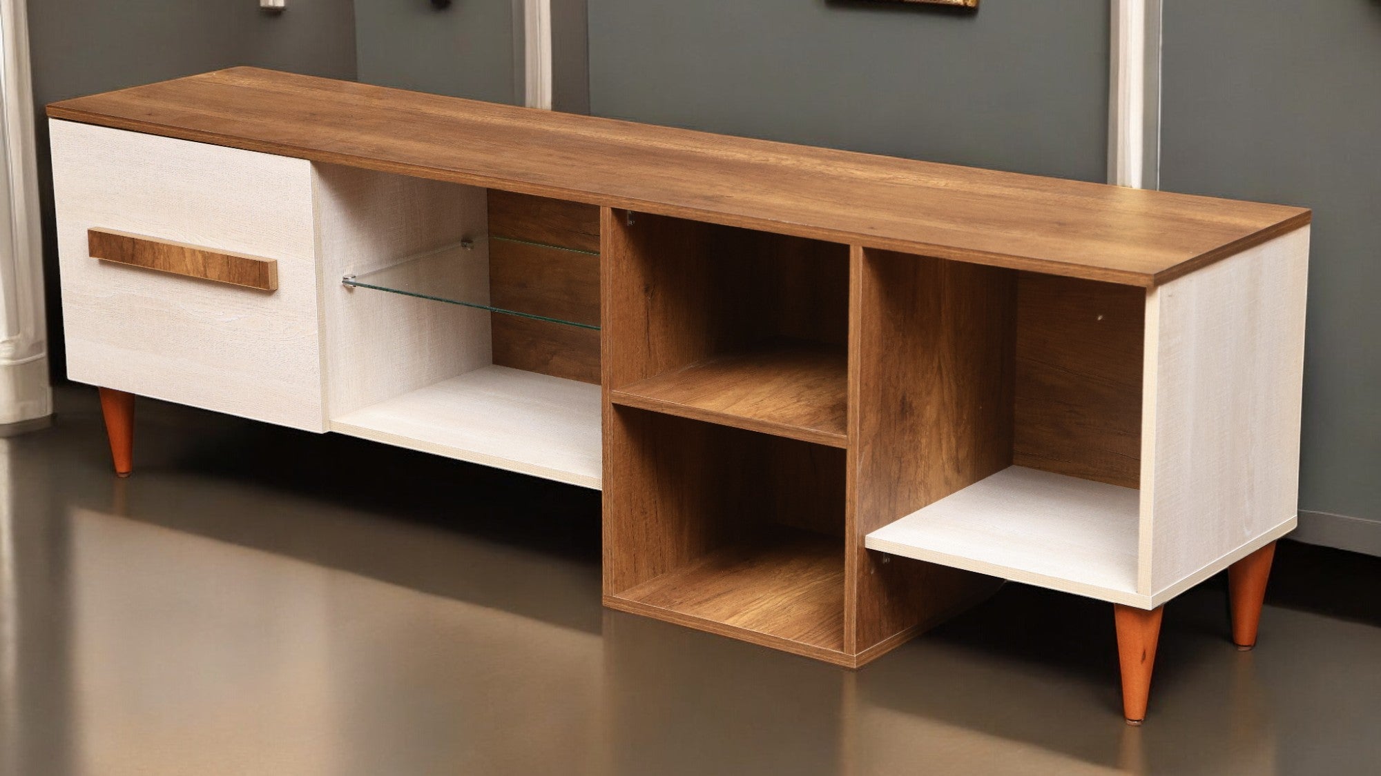 ترابيزة تليفزيون 184