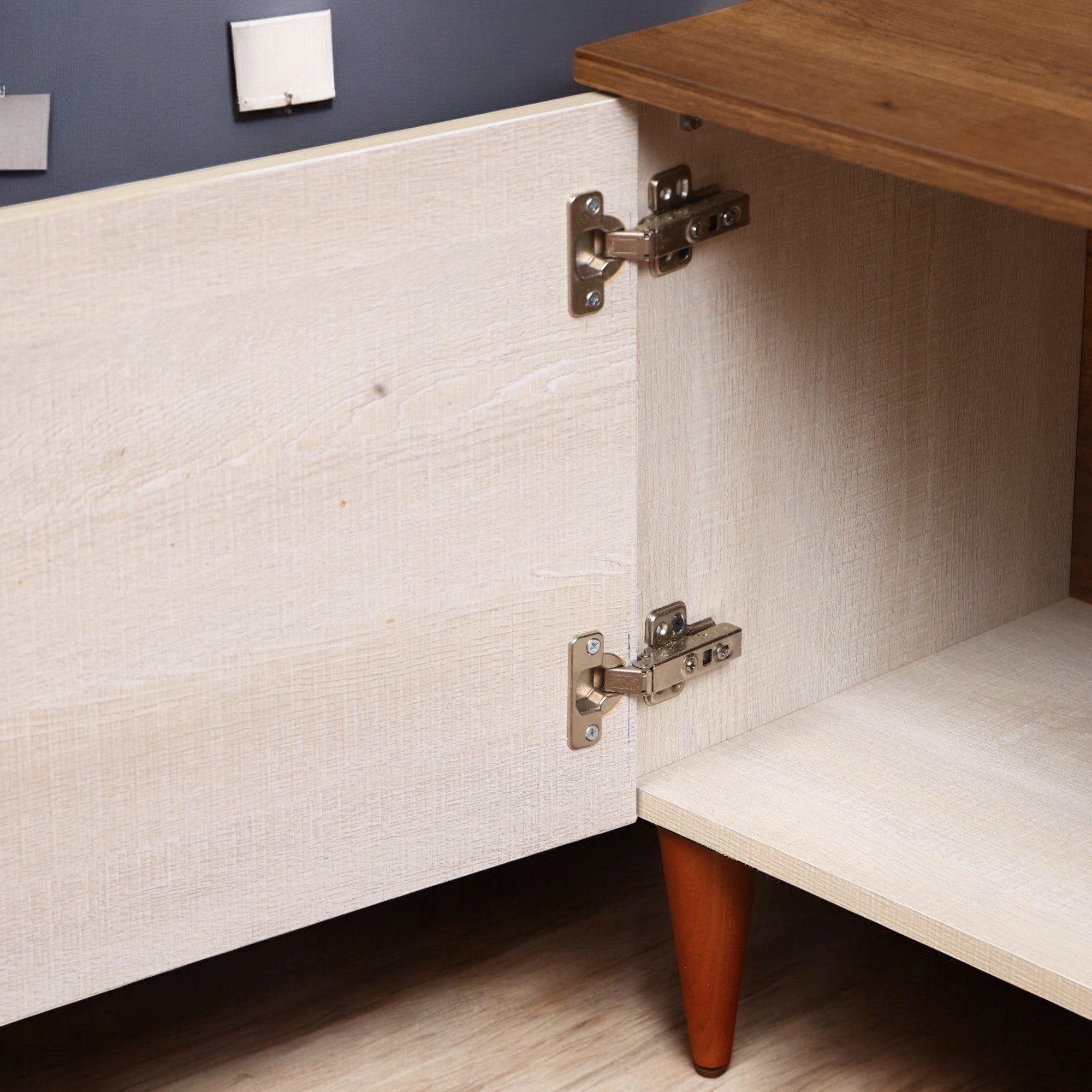 ترابيزة تليفزيون 184