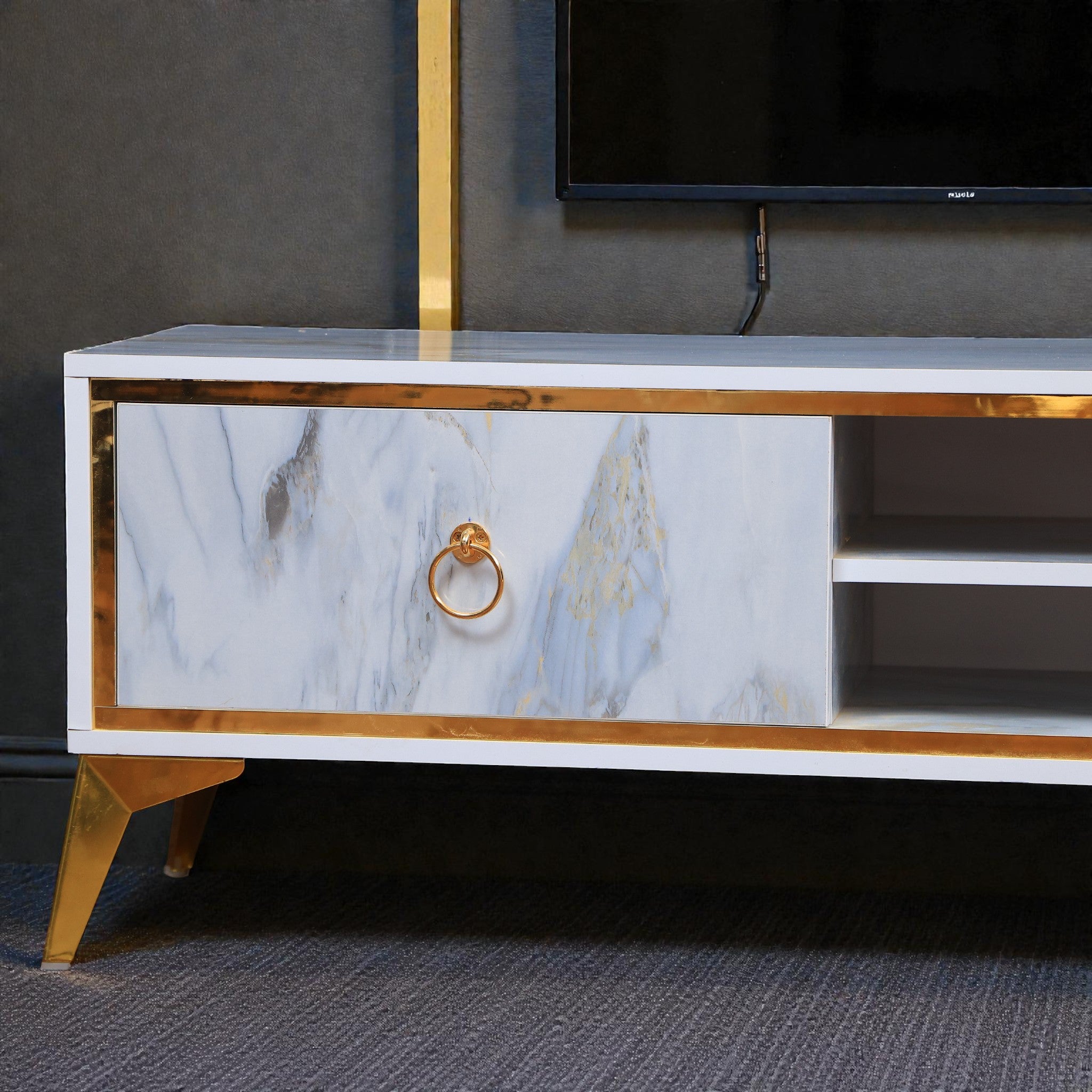 ترابيزة تليفزيون 202