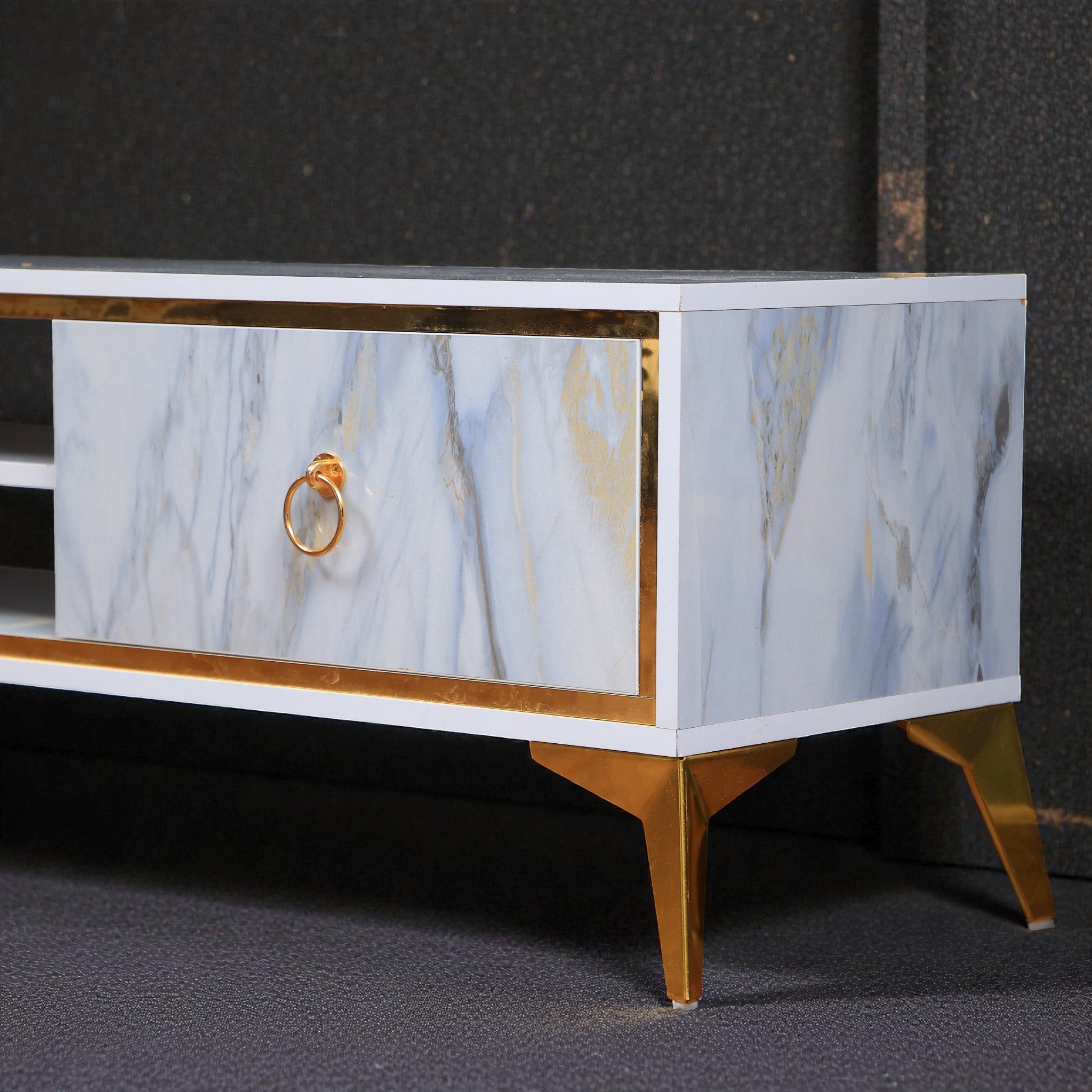 ترابيزة تليفزيون 202