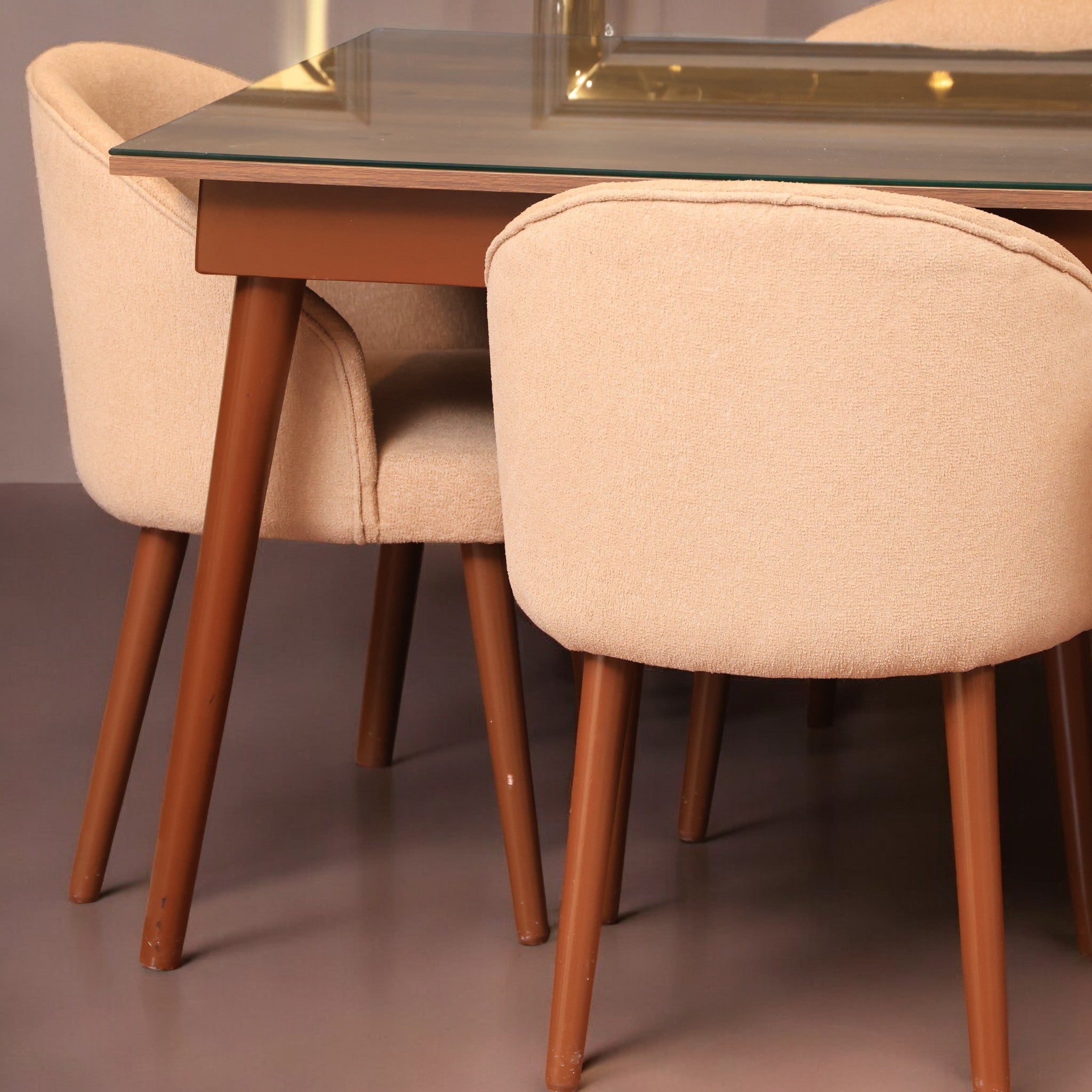 غرفة سفرة 326