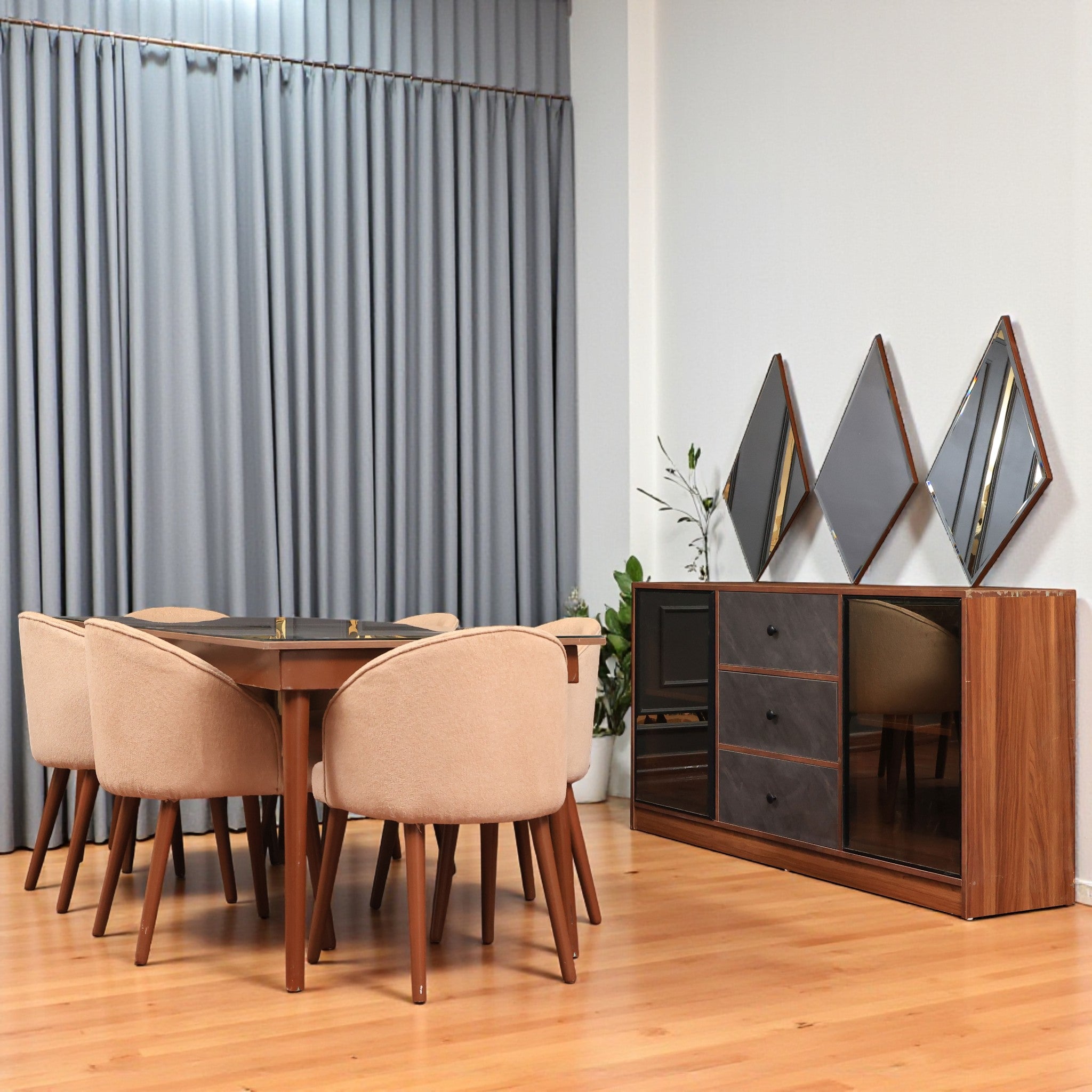 غرفة سفرة 326