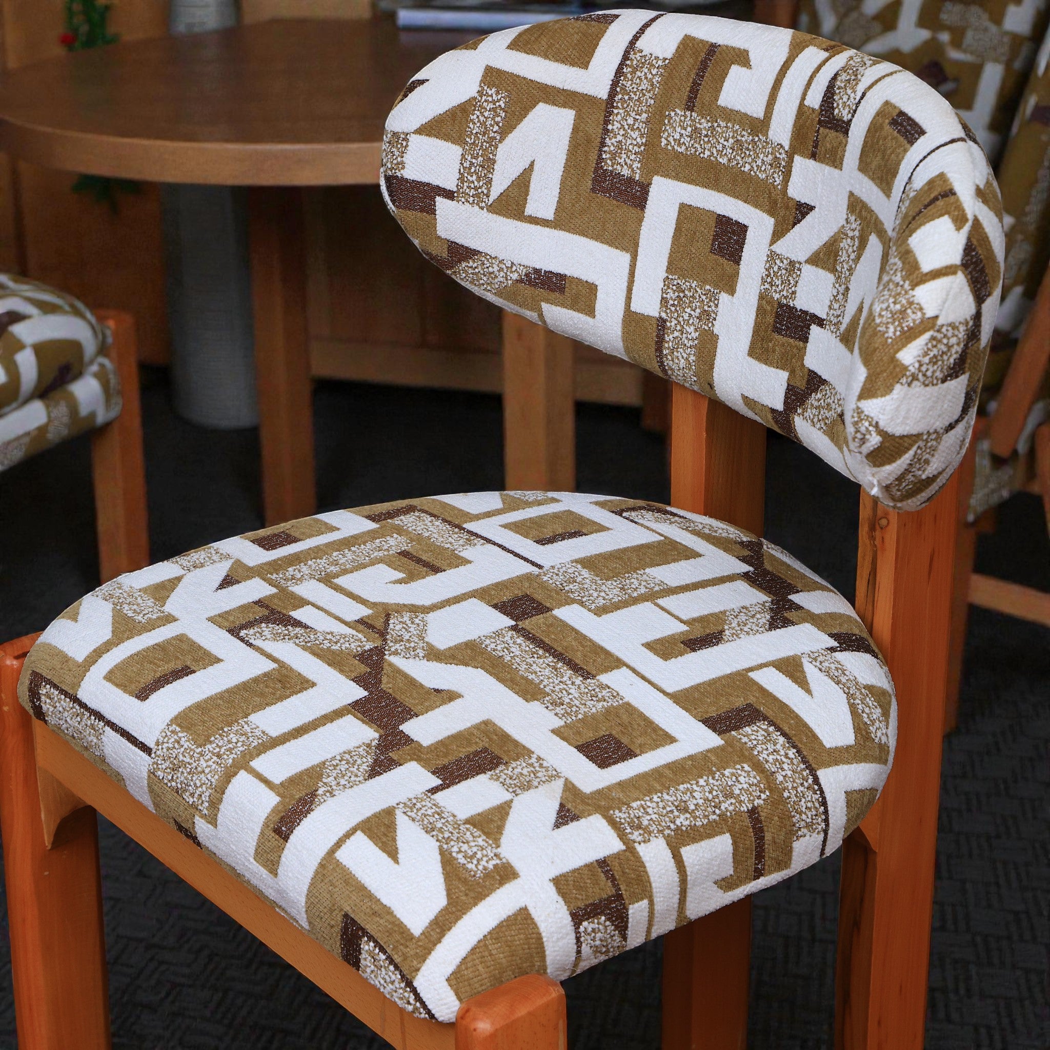 ترابيزة سفرة 662