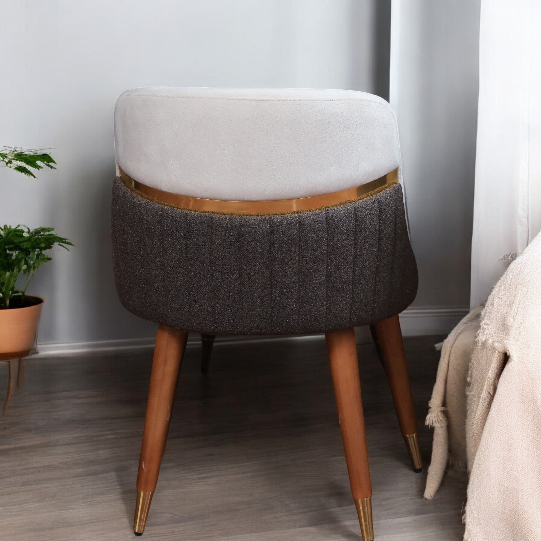 غرفة سفرة 327