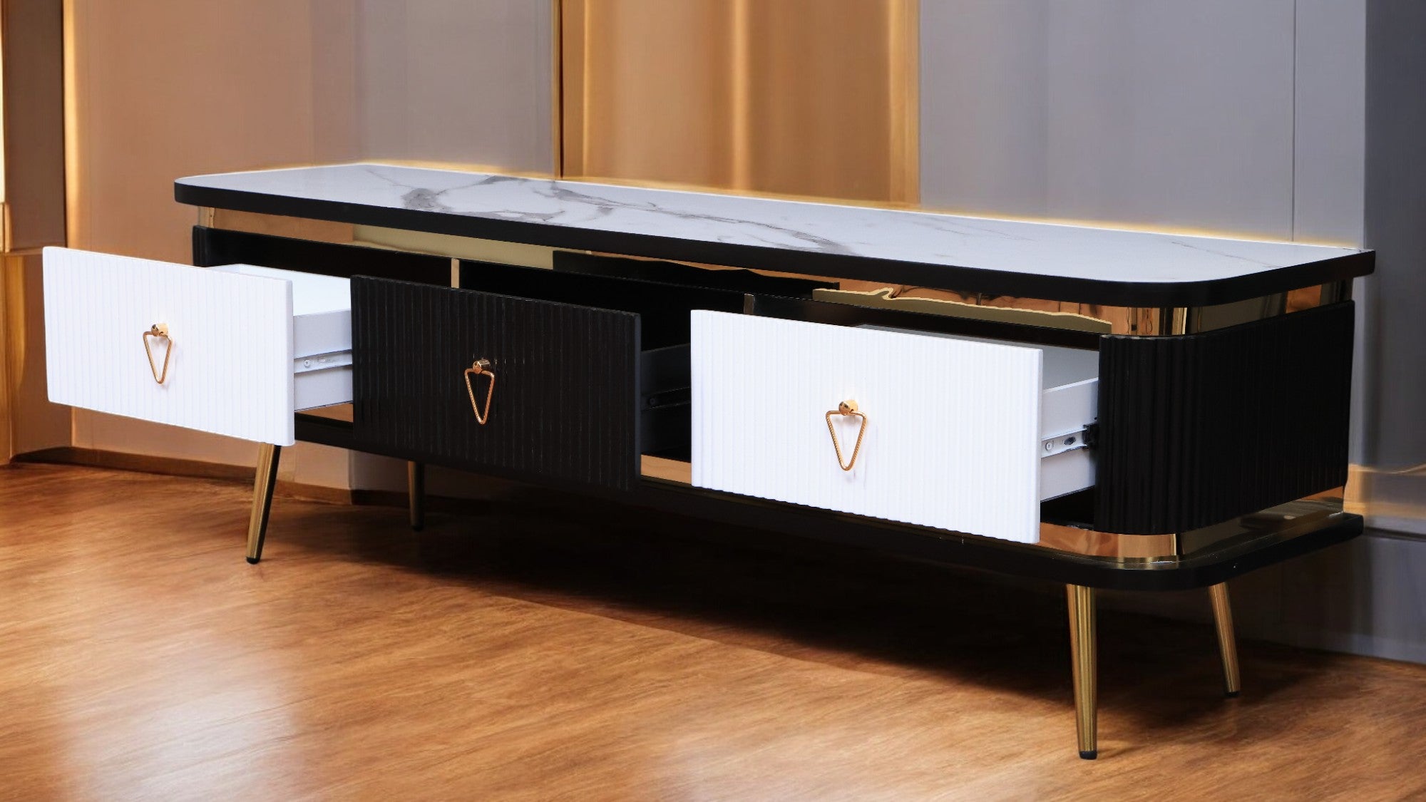 ترابيزة تليفزيون 164