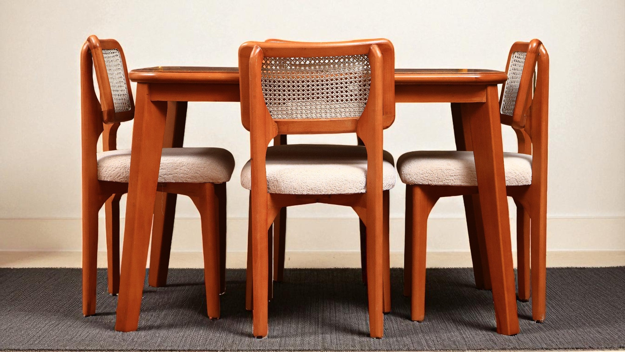 ترابيزة سفرة 558