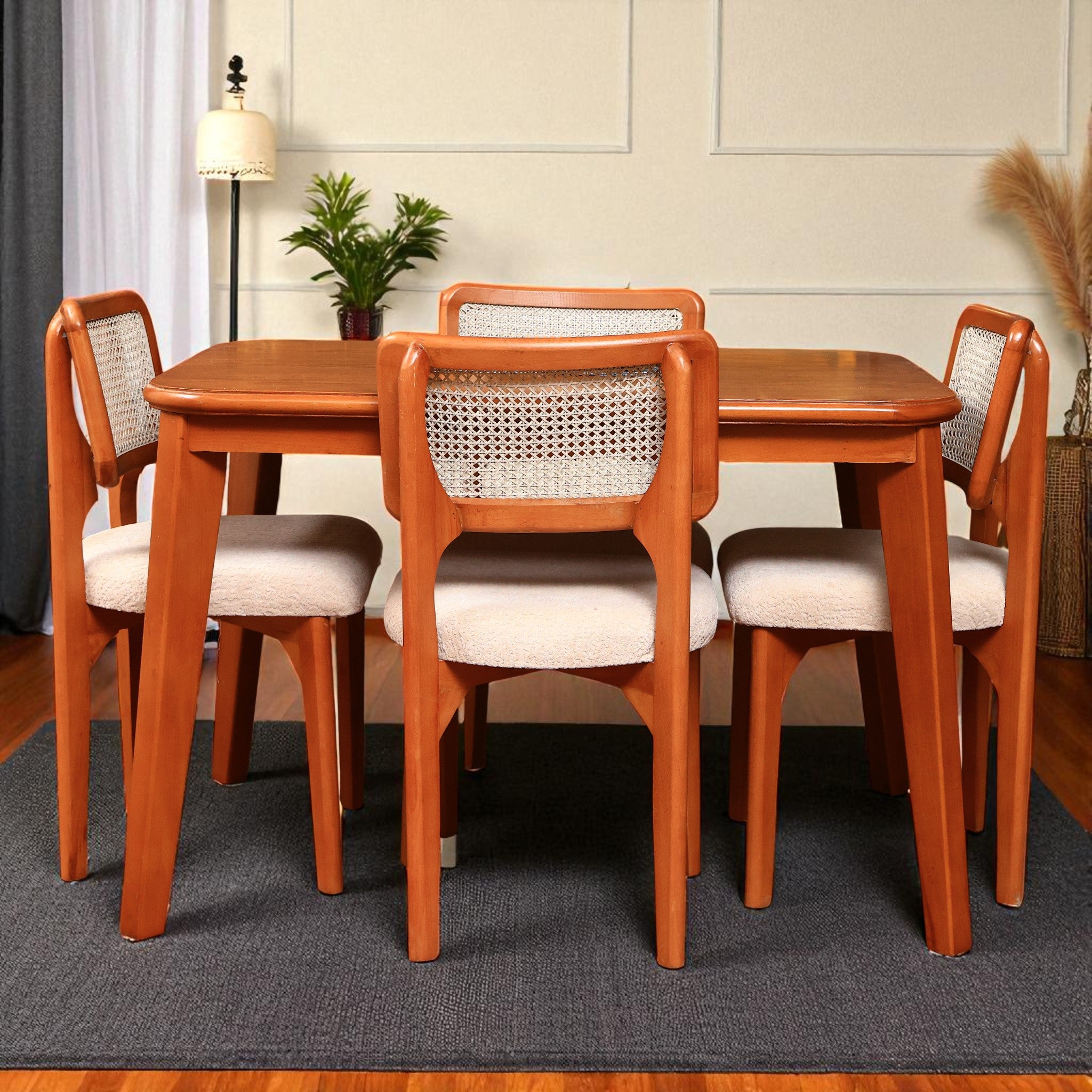 ترابيزة سفرة 558