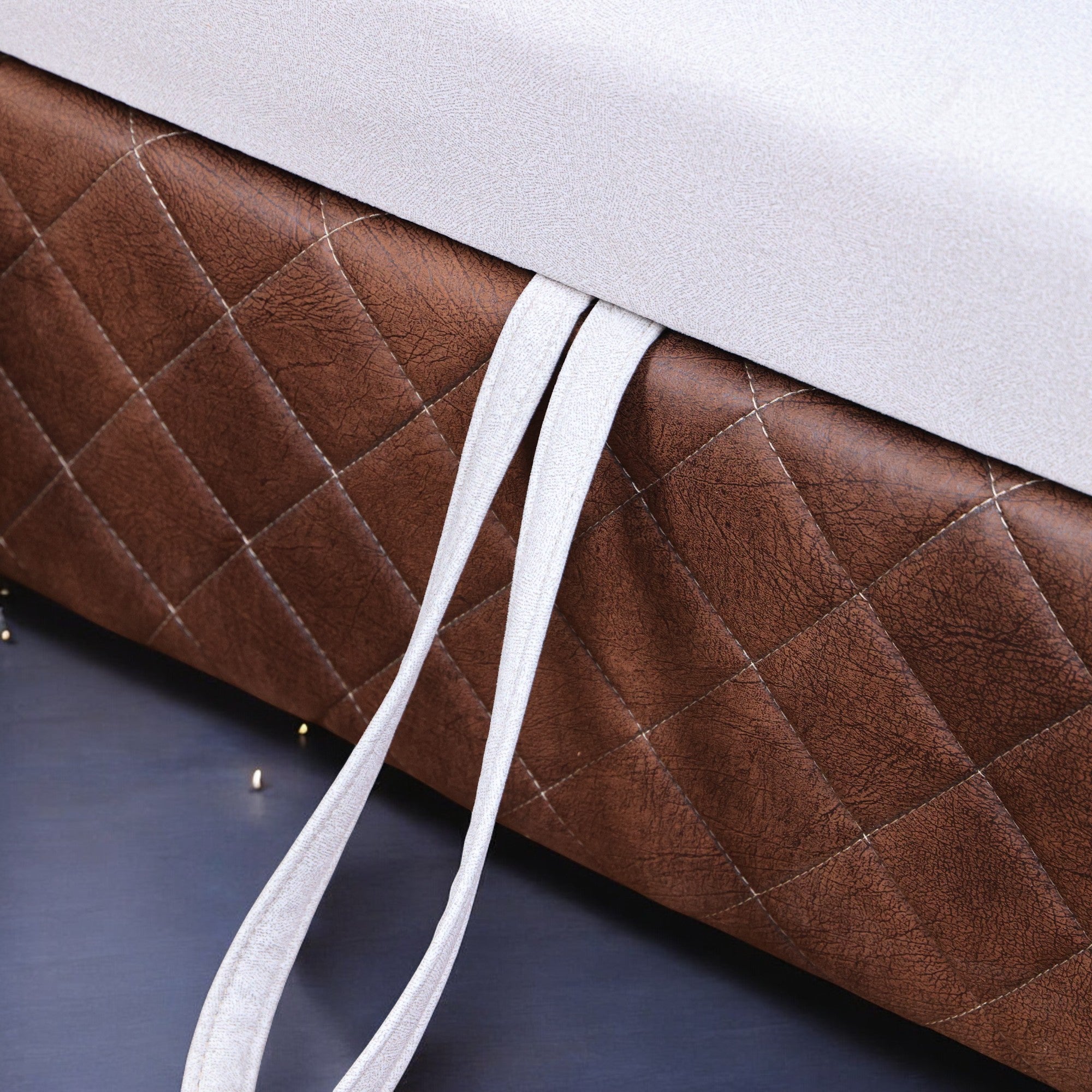 ركنة سرير وسحارة 303