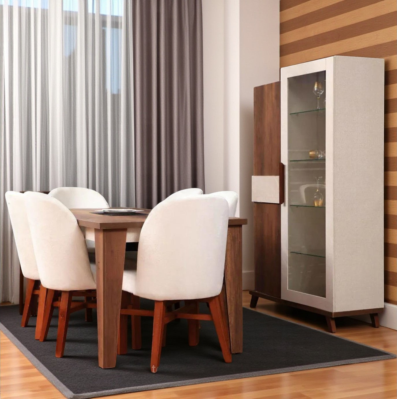 T129 غرفة سفرة