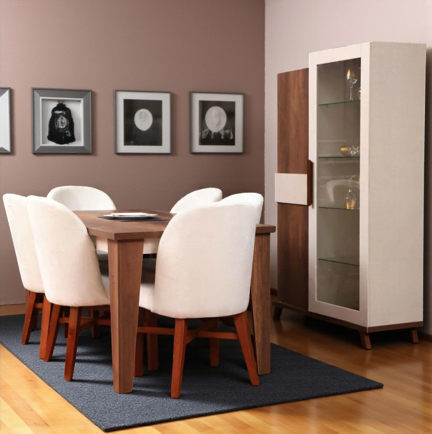 T129 غرفة سفرة