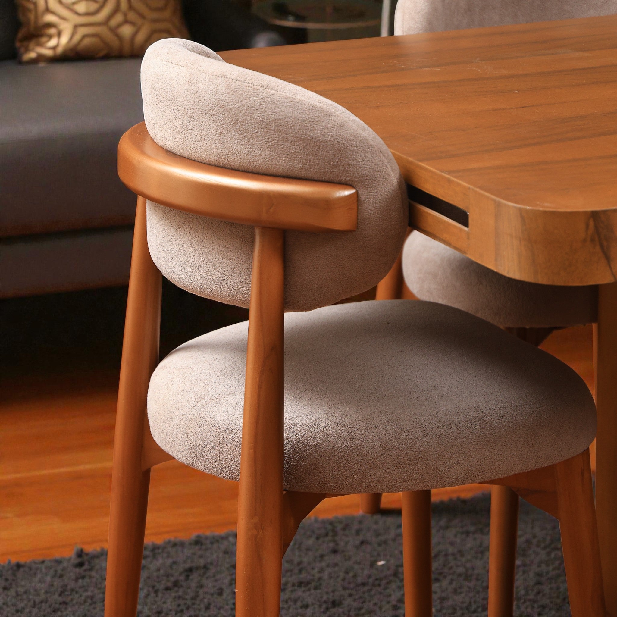 غرفة سفرة 667