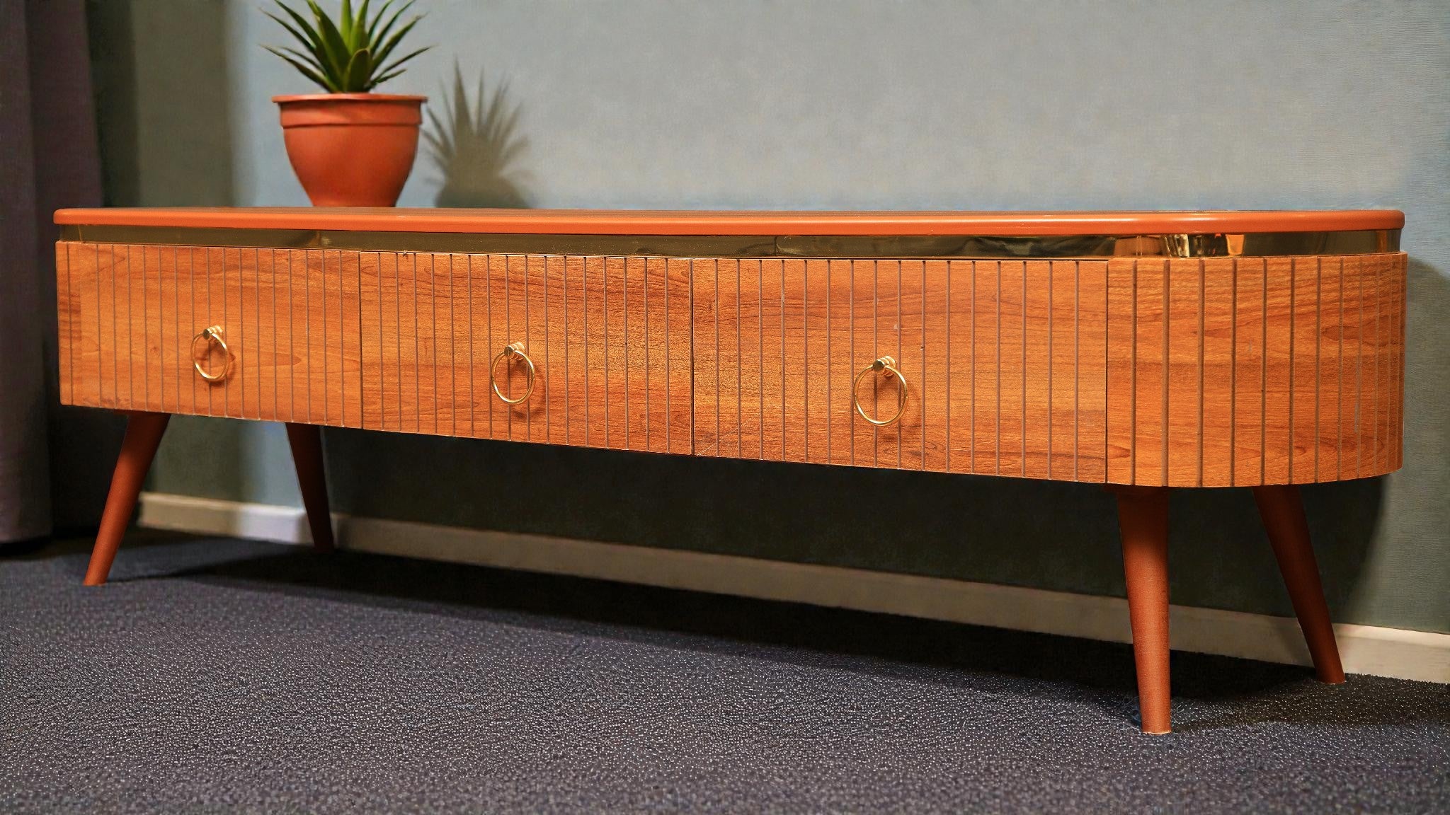 ترابيزة تليفزيون 204