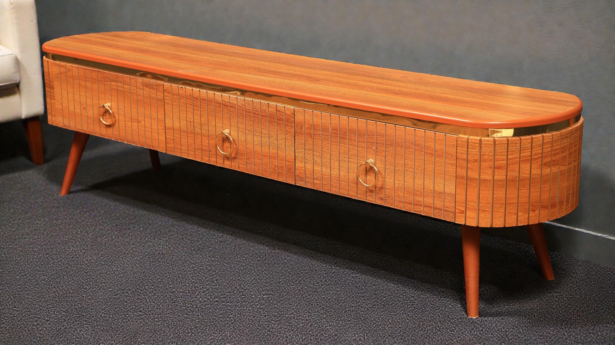 ترابيزة تليفزيون 204