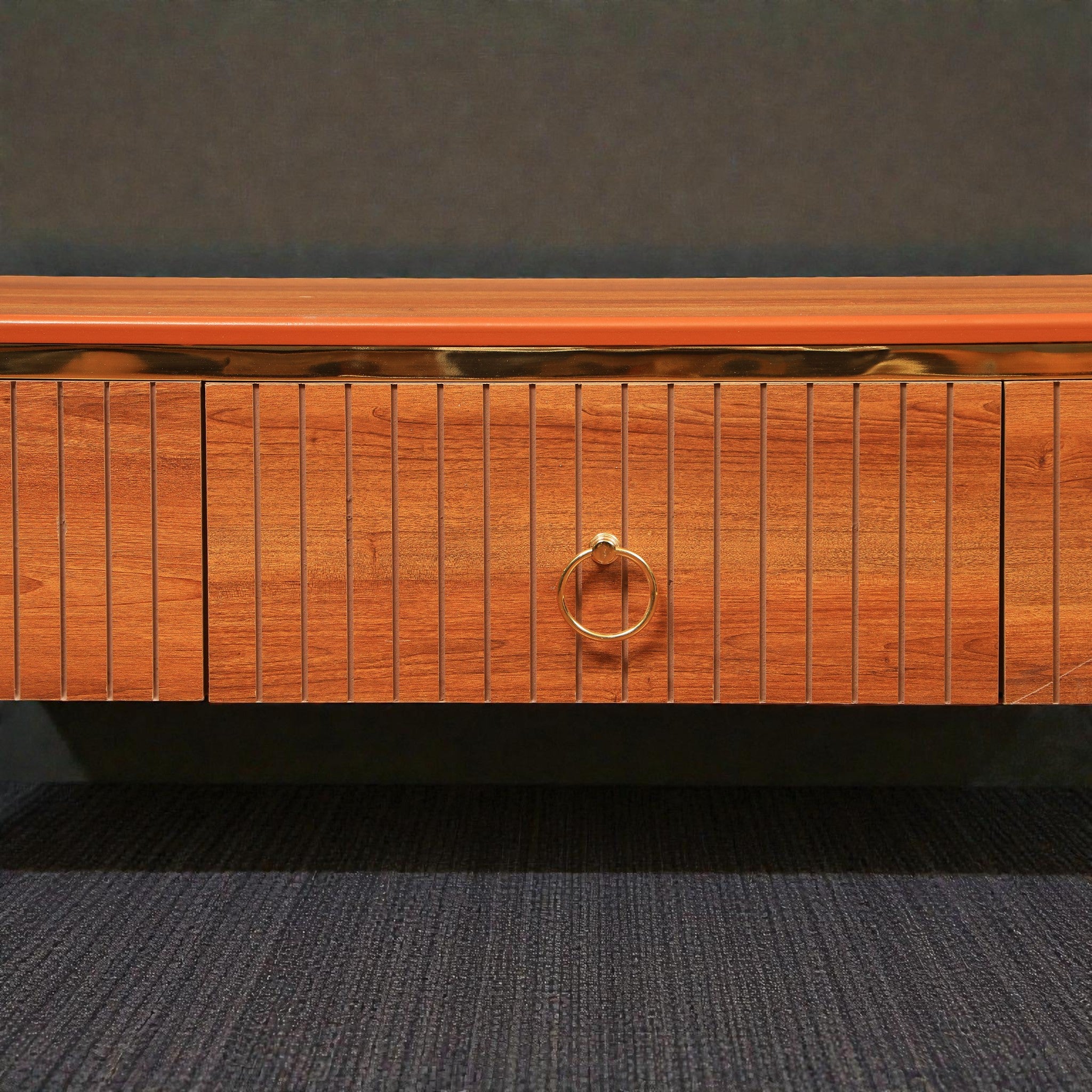 ترابيزة تليفزيون 204