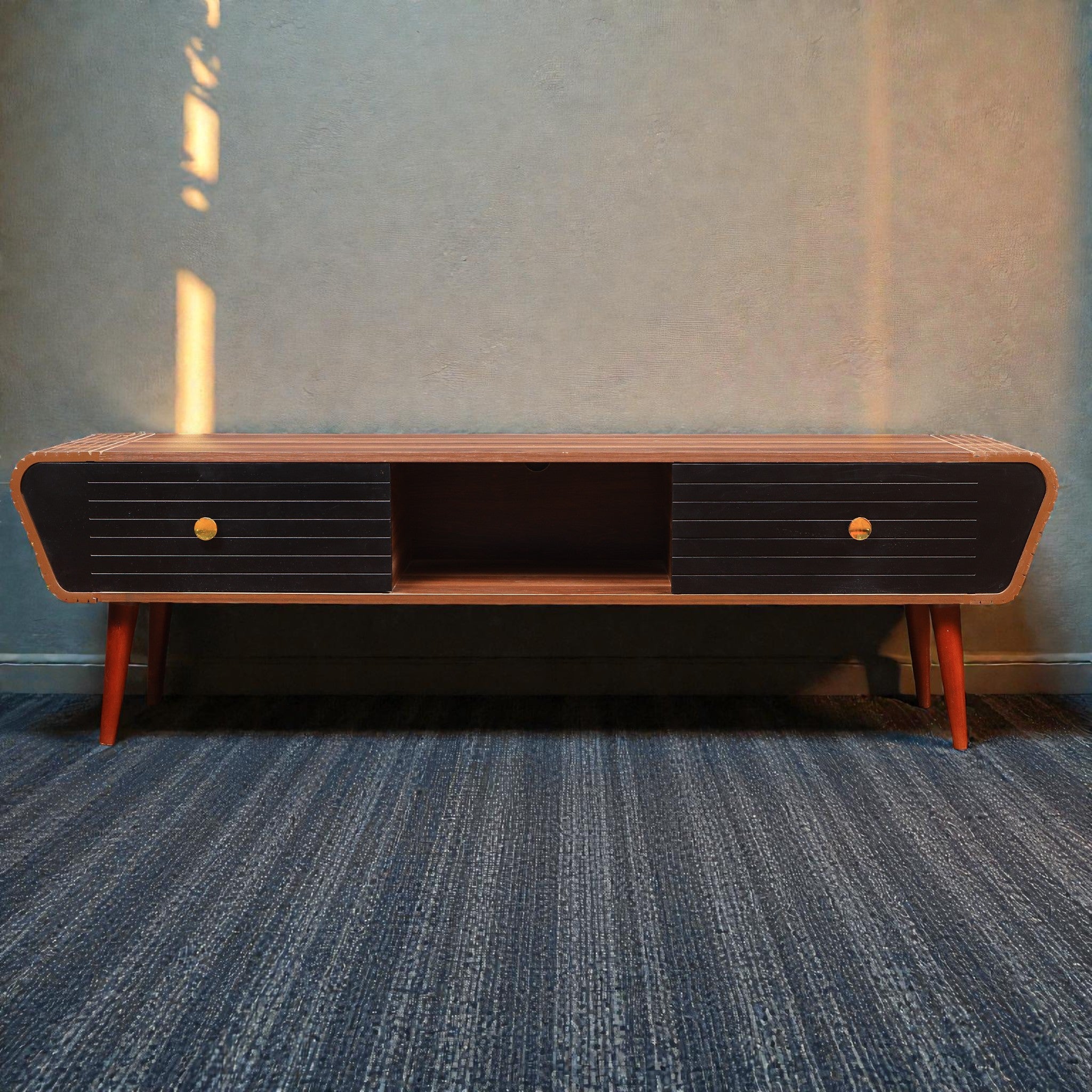 ترابيزة تليفزيون 205