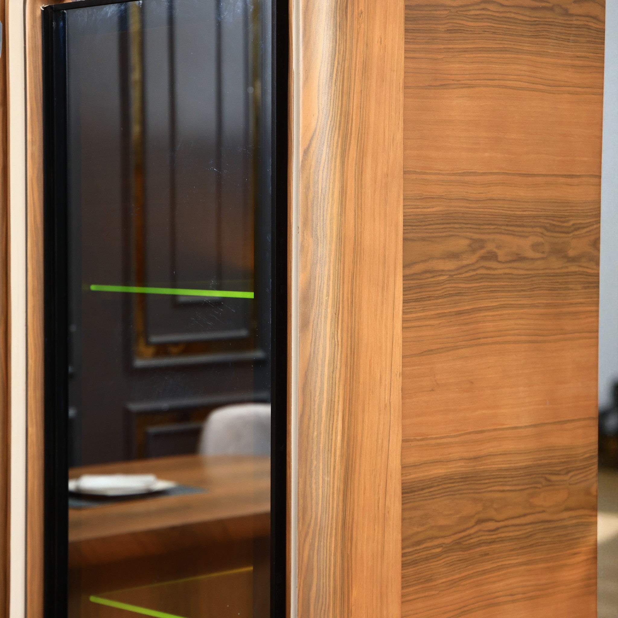 غرفة سفرة 579