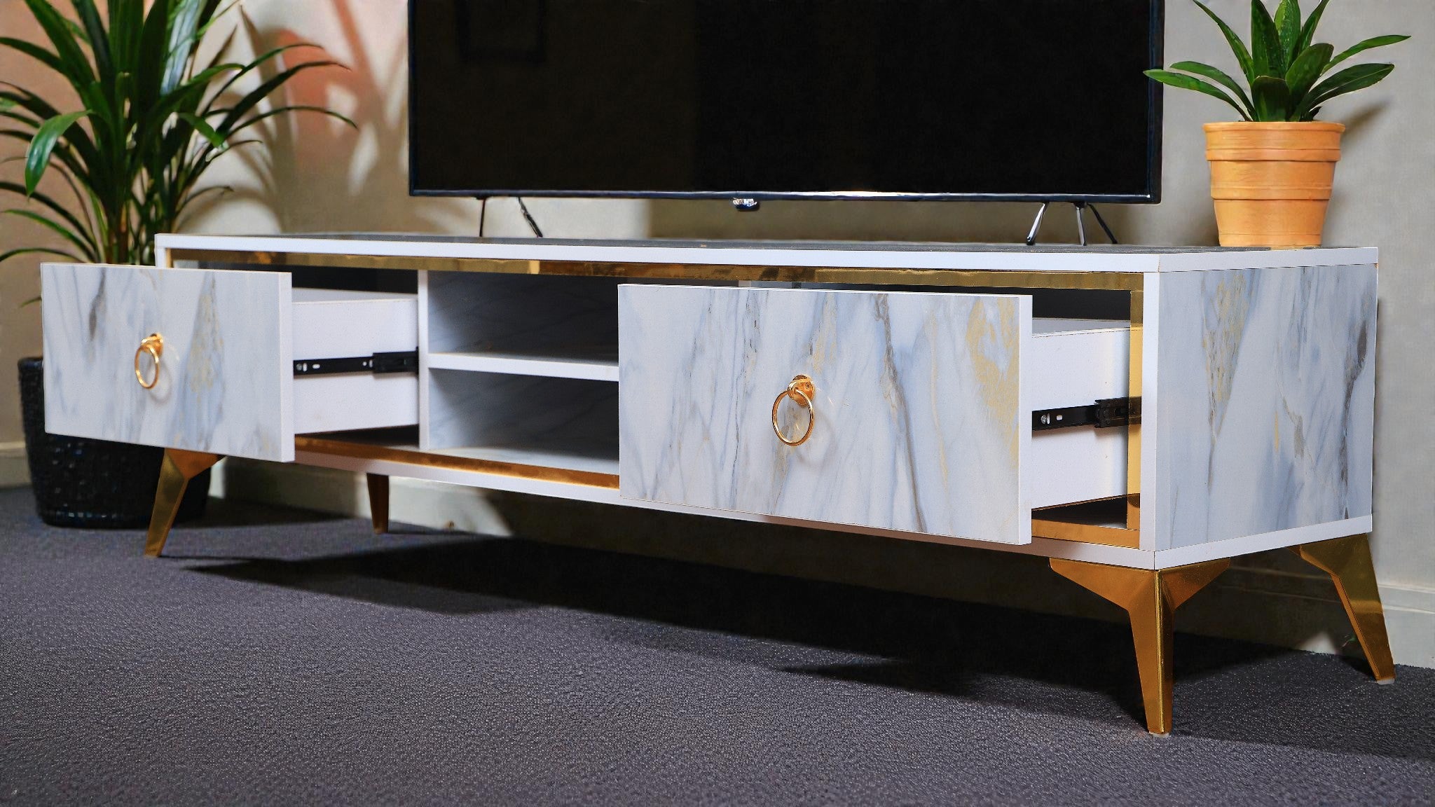 ترابيزة تليفزيون 202