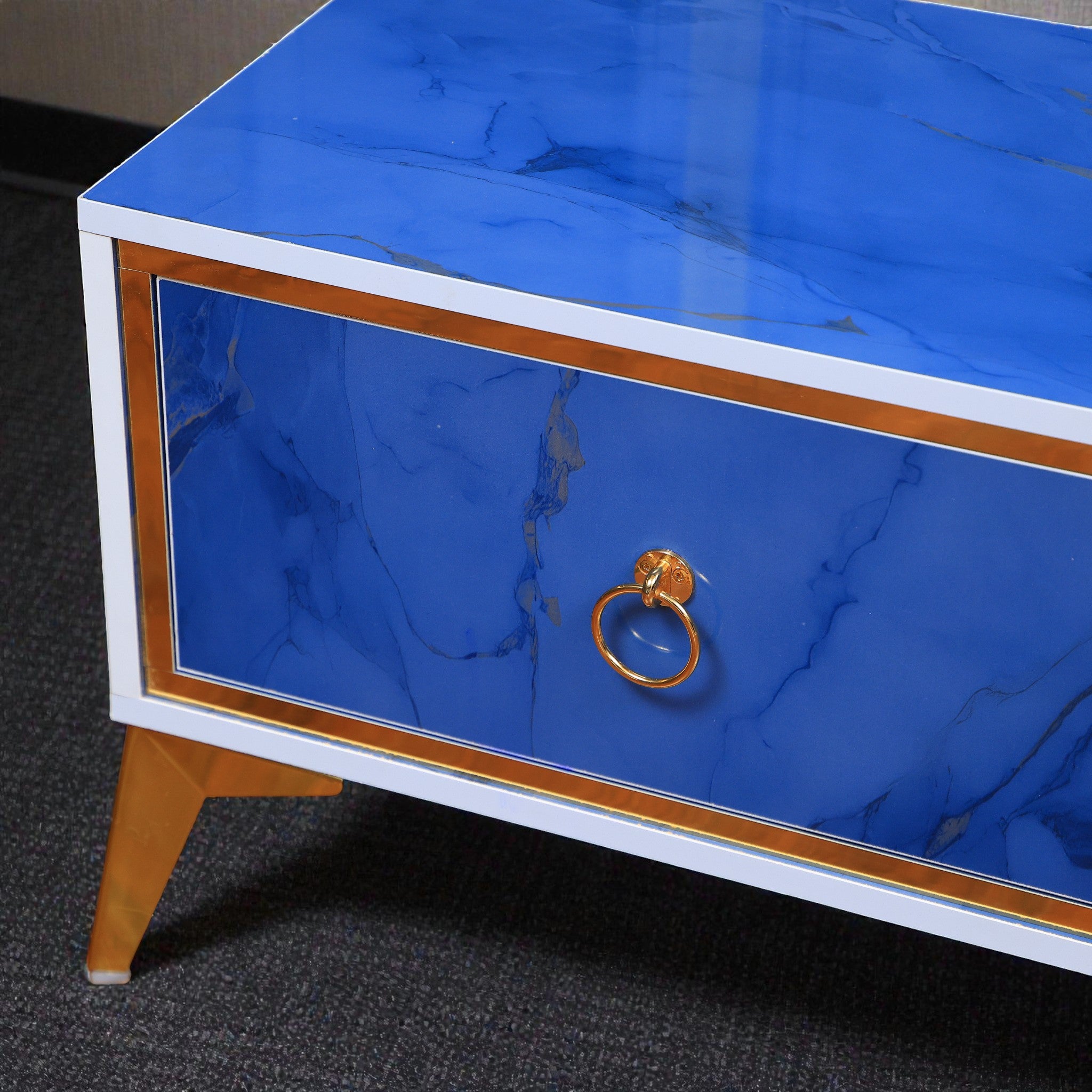 ترابيزة تليفزيون 203