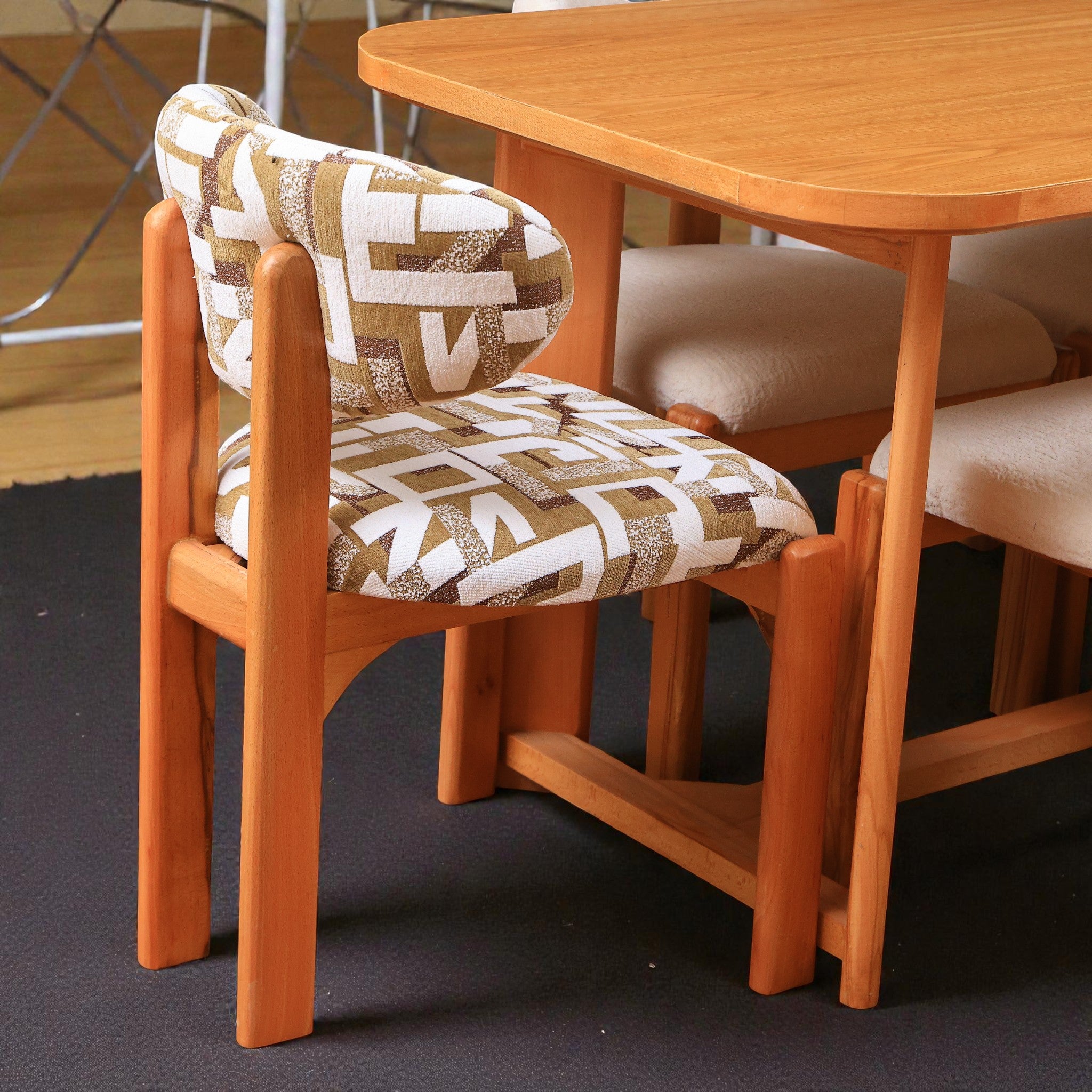 ترابيزة سفرة 662